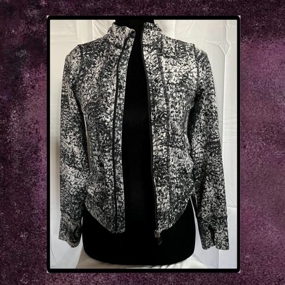 Danskin Now Zip-Up Jacket 7/8 - Picture 2 of 6